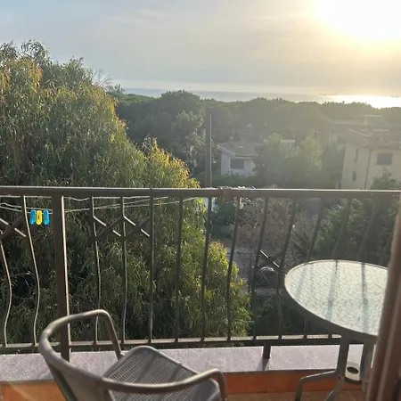 Golden Hour Apartman